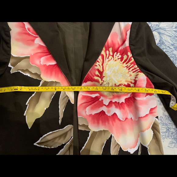 Beautiful Ellen Tracy Linda Allard open jacket - size 4 fits like a 6 - Picture 3 of 8